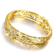 Beautiful 18K Gold Plating Hollow carved pattern Rhinestone men bracelet Jewelry European Style MP